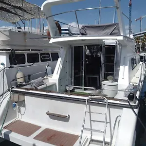  Hotel en barco Yach Boat